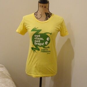Cut Class, Not Frogs - Don't Dissect! PETA 2 Cute Yellow Short-Sleeve T-Shirt M
